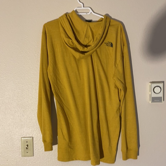 North Face lightweight hoodie - Picture 3 of 3